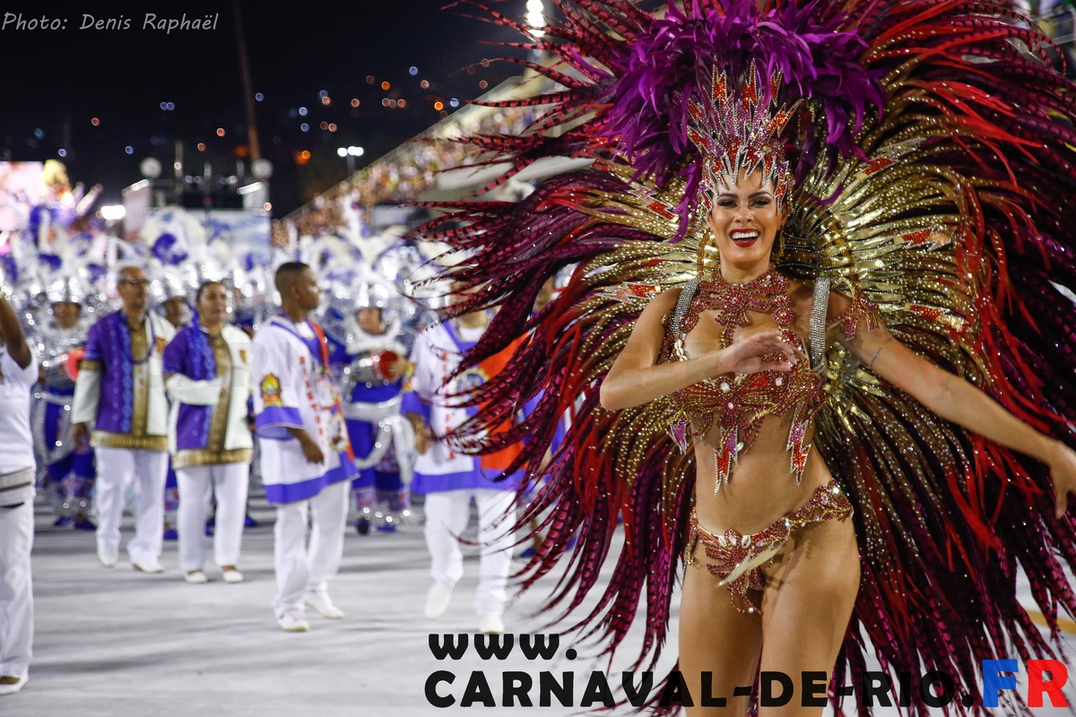 Carnaval de Rio : les défilés reportés à avril pour cause de pandémie