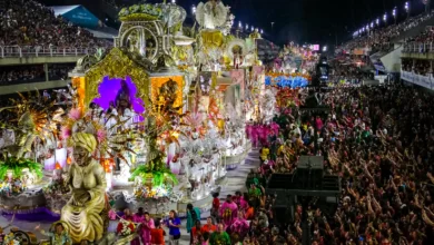 défilé Mangueira carnaval de rio 2024