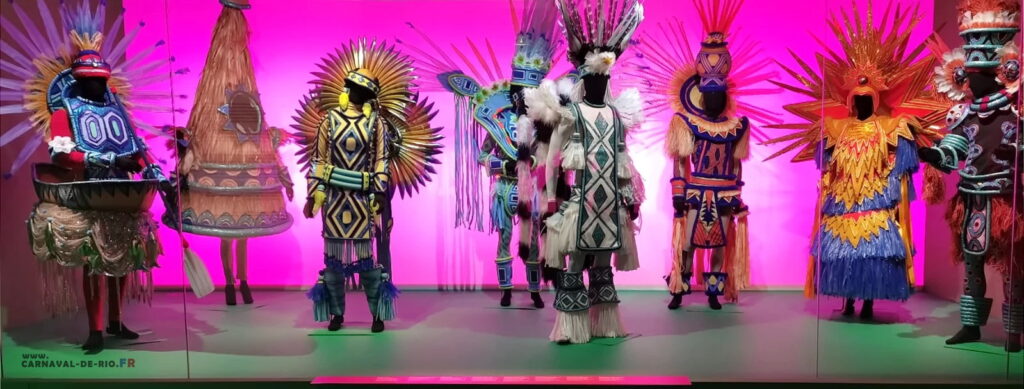costumes-exposition-carnaval-de-rio-cncs-